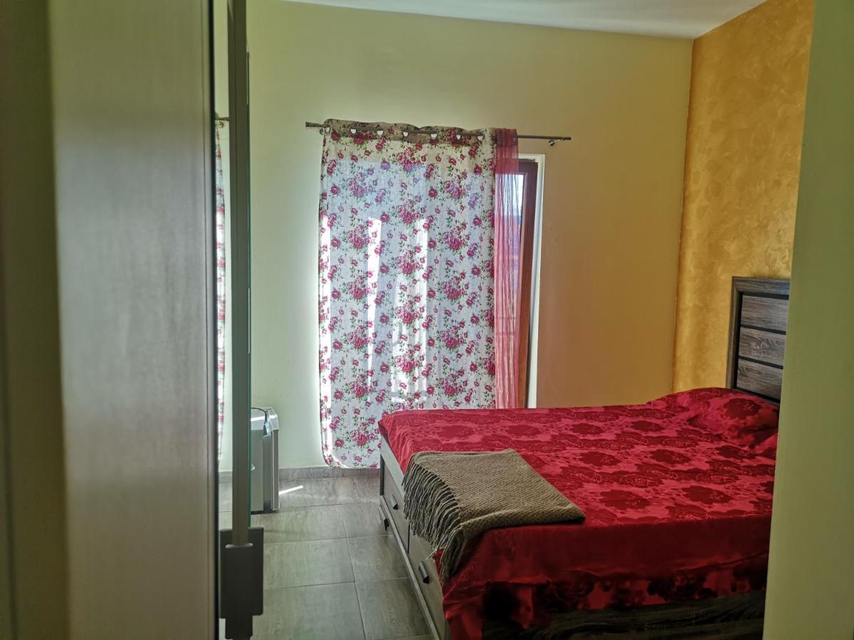 Milan Rooms คอนสตันซา ภายนอก รูปภาพ